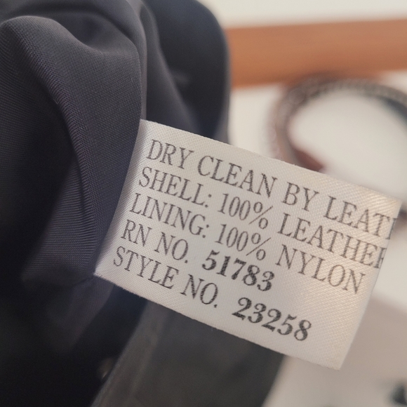 Leather pencil skirt Vintage Paris Sport - Picture 8 of 14